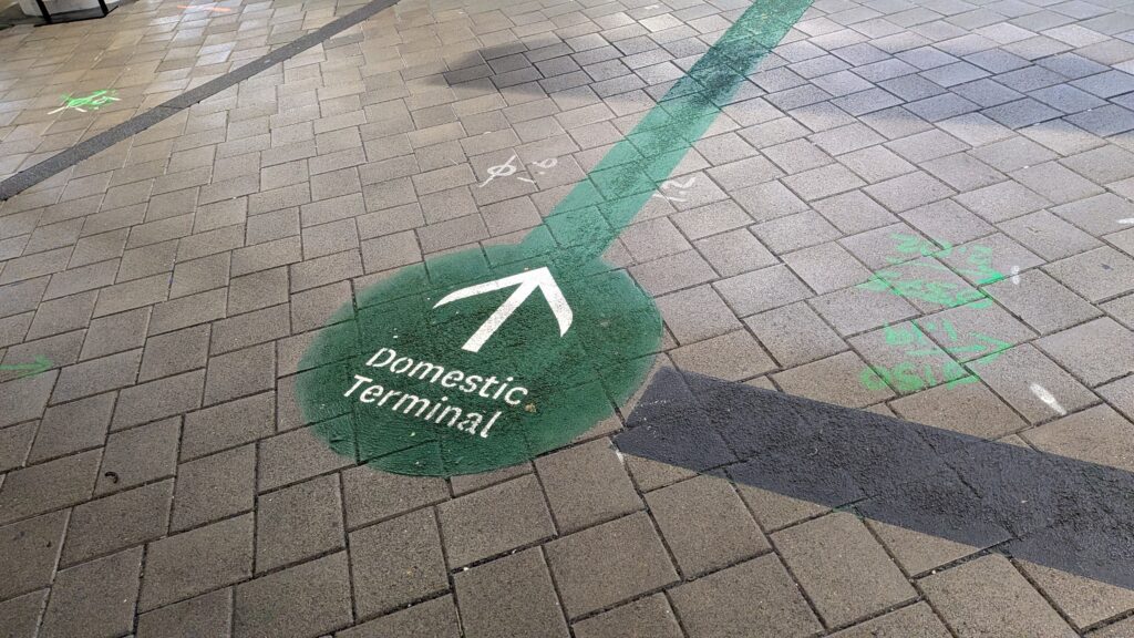 walkway-to-domestic-terminal-at-auckland-airport